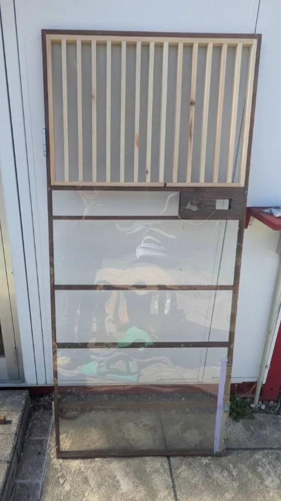 脱走防止扉