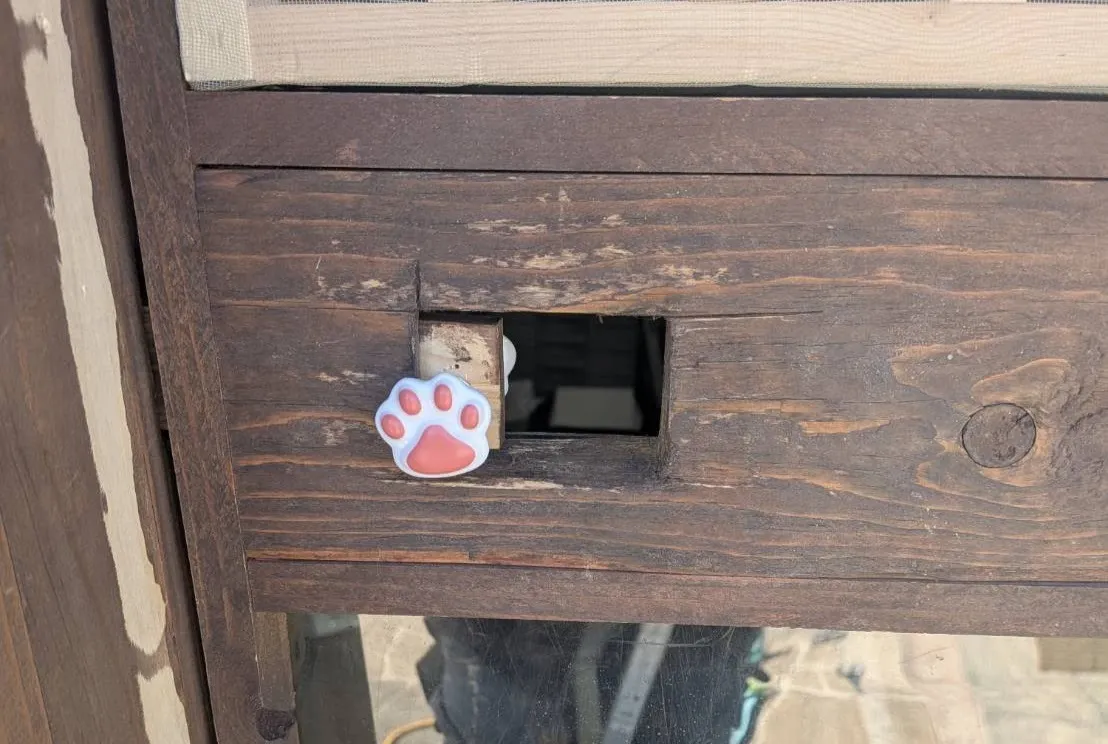 脱走防止扉